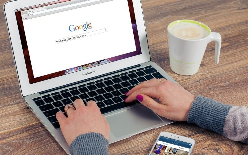 GoogleショッピングはGoogleから検索から検索した後の画面から入れます